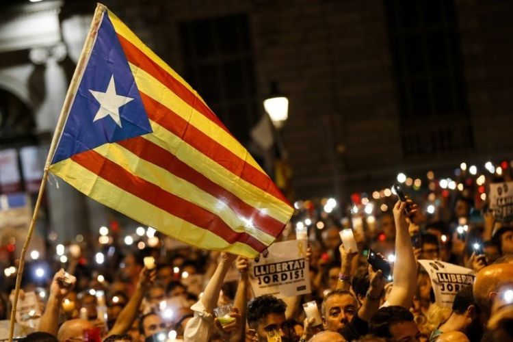 Ribuan Demonstran Tolak UU Amnesti Catalonia
